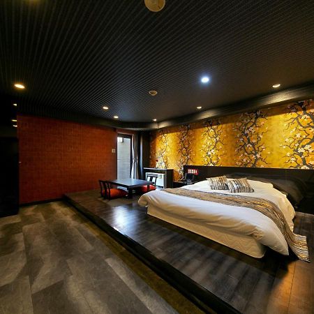 Hotel Eldia Japanese Modern (Adults Only) Gyoda Buitenkant foto